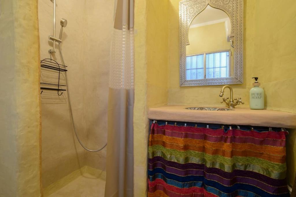 Hostal Nazari Cogollos De La Vega Zewnętrze zdjęcie